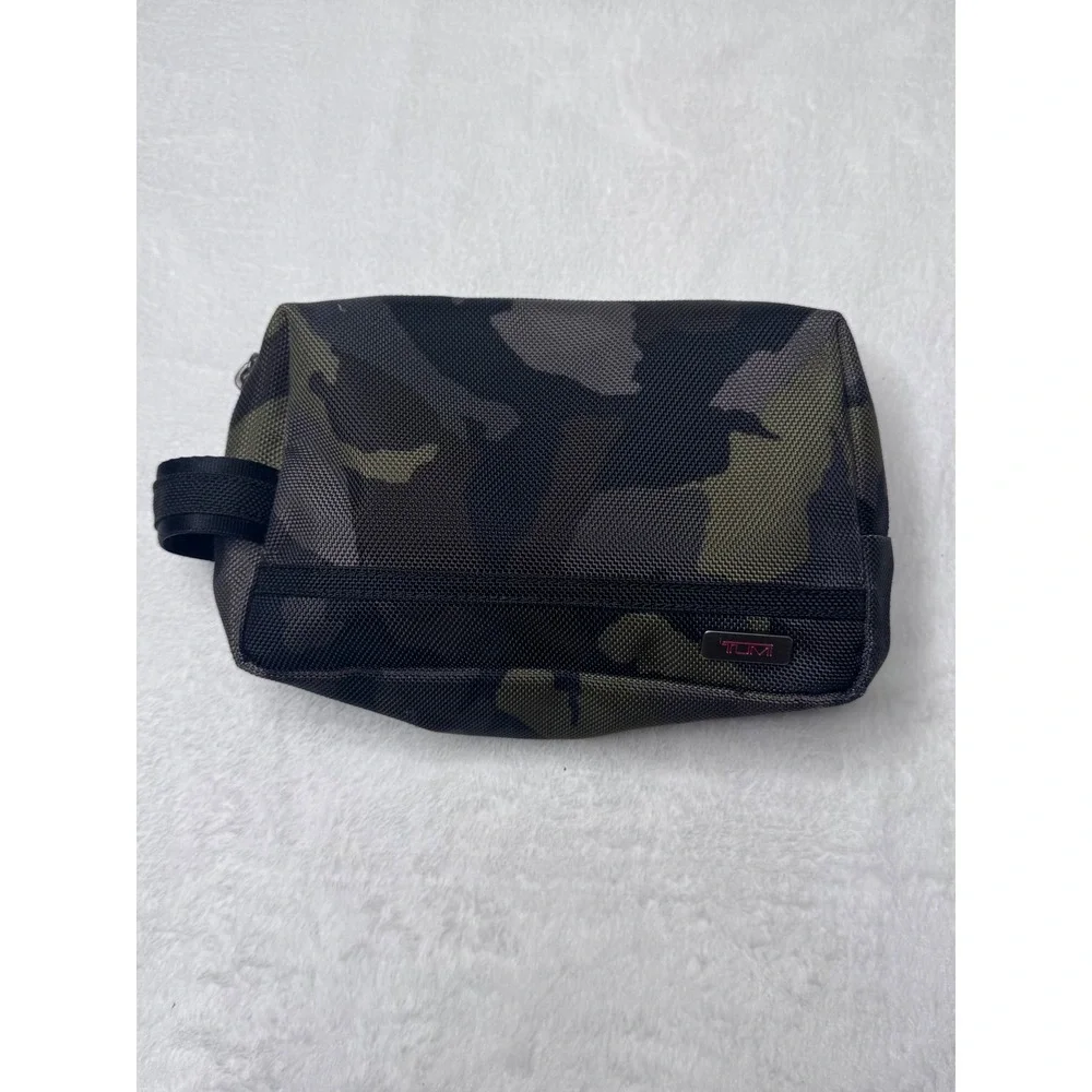 TUMI Mens Camo Ballistic Nylon Travel Toiletry Dopp Kit Accessory Bag